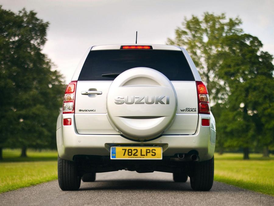  Suzuki Grand Vitara 3-Door 2008 года  (UK) (фото 4 из 15)